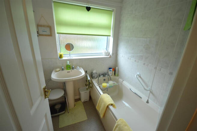 Photo 10