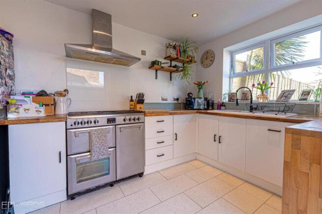 2. untitled-81-HDR.jpg