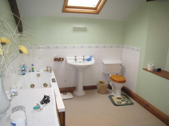 Photo 10