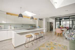 5, Grasmere Avenue, London W3 6JT
