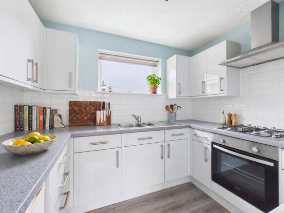 Kitchen (Virtually Furnished)