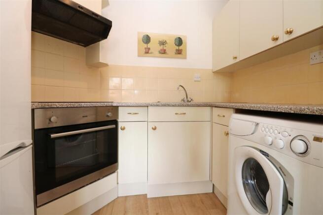 Kitchen.JPG