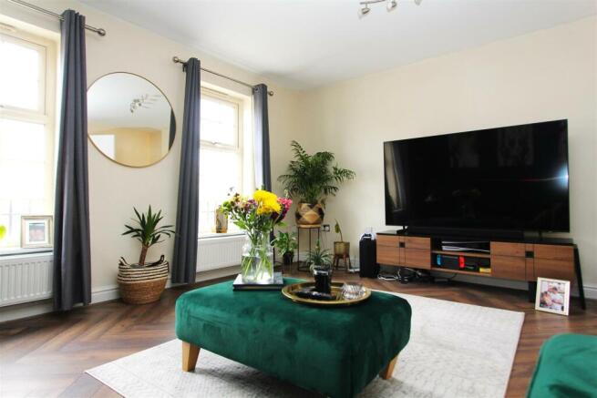 Living Room.JPG