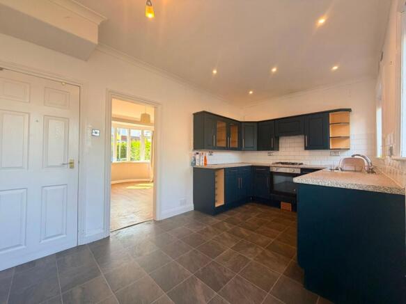 2 bed Semi-Detached for sale Image 4