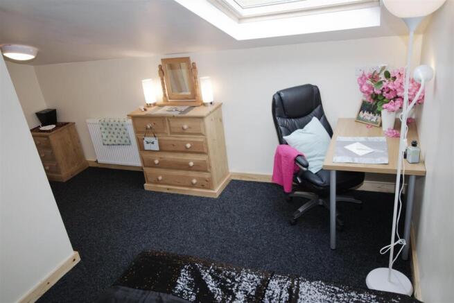 5 bed Flat to rent Image 12