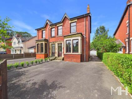 Rosedale, Station Road, New Longton, Preston