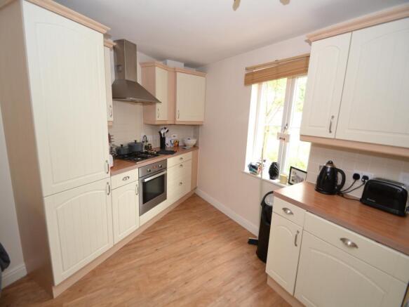 KITCHEN/BREAKFAST ROOM