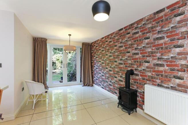 4 bed Terraced for sale Image 8