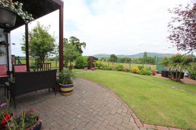 Rear Garden #2.JPG