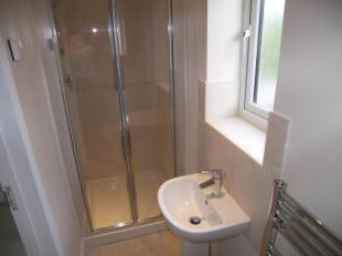 En Suite Shower Rm