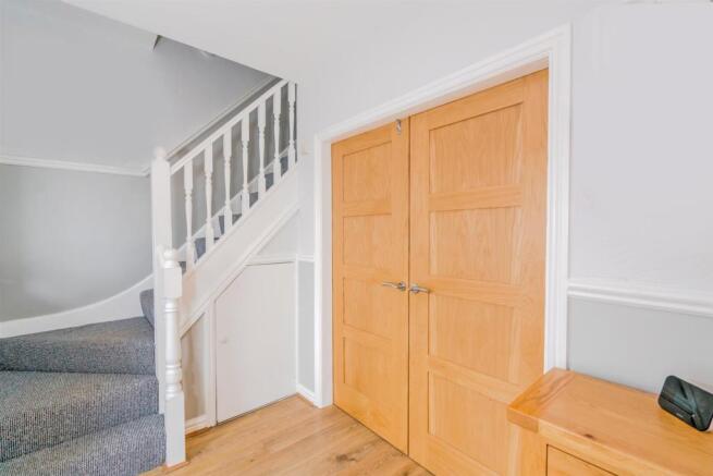 27, Narrow Lane, Brownhills, Walsall, Staffordshir