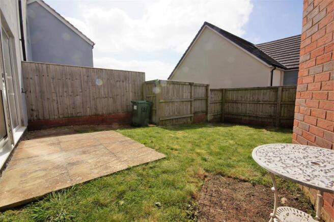 garden1.jpg