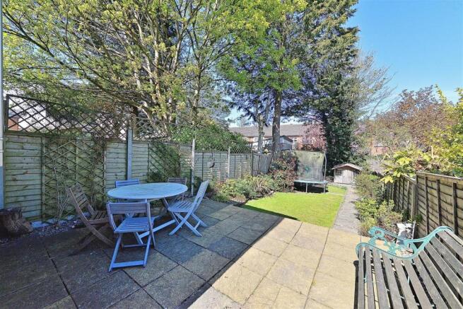 GARDEN 1.jpg