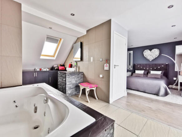 Loft Suite