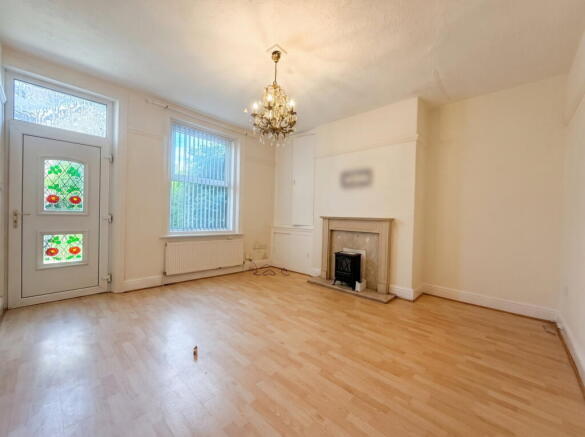 3 bed Terraced for sale Image 5