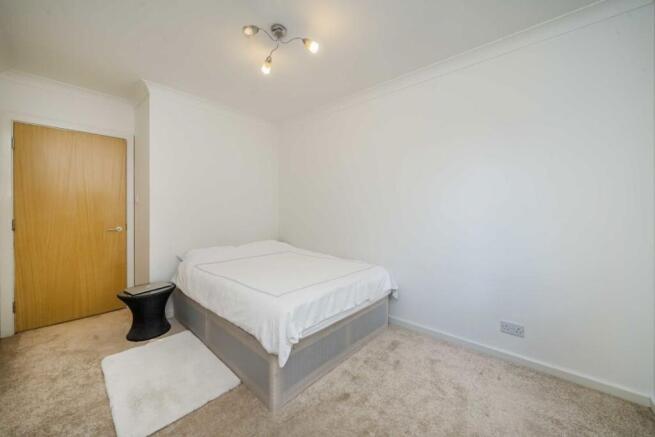 Boardwalk Place, Canary Wharf photo 4