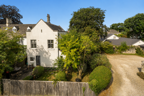 Cricklade Road, Highworth, SN6
