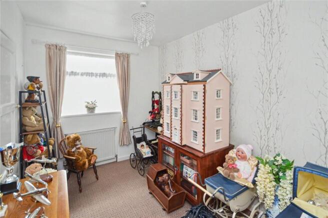 3 bed Terraced for sale Image 5