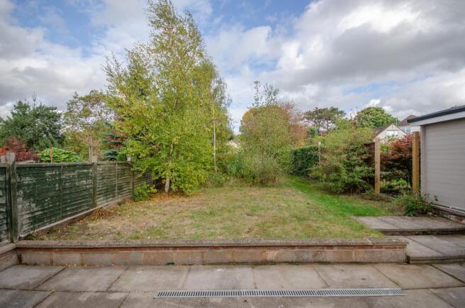 Rear garden 3.jpg