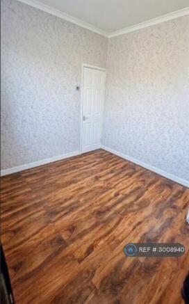 3 bed Terraced to rent Image 3