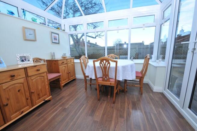 Conservatory / Dining