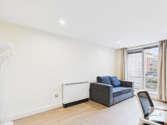 CAM03394G0-PR0390...