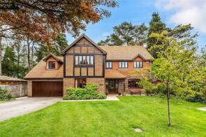 2 Holly Lodge, Greening Wood, Tilford Road, Hindhead GU26 6TB