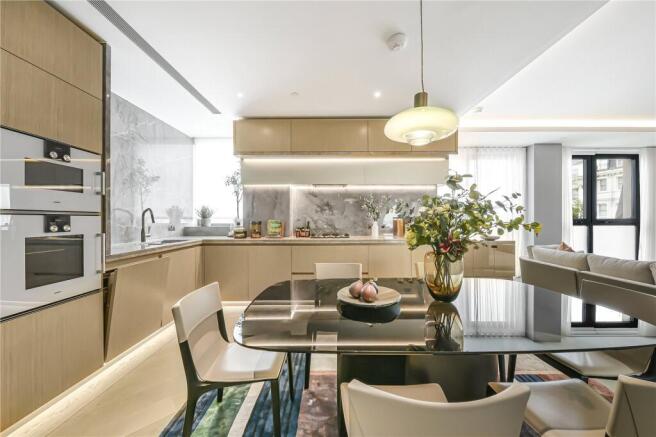 Kitchen/Dining Area