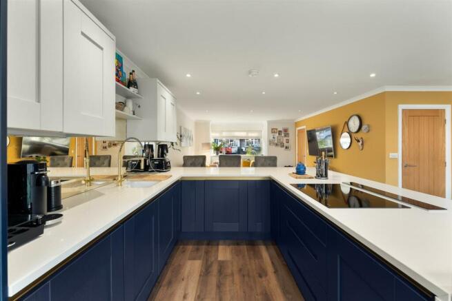 Open Plan Lounge & Kitchen Diner