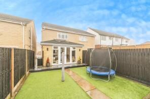 2, Edge Arpers Croft, Thornhill, Dewsbury WF12 0PQ