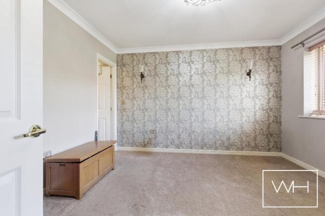 4 bed Detached for sale Image 6