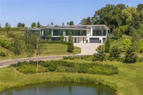 3, Lakeside Gaynes Park, Coopersale Street, Epping CM16 7FE