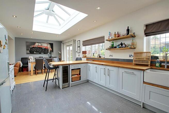 Kitchen Diner 1.jpg