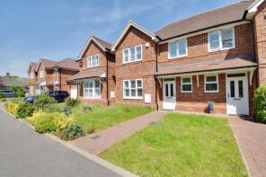 4, Almond Close, Watford WD24 5FT