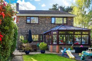 Chessingwood, Fermor Road, Crowborough TN6 3AW