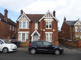 Flat 9, 18, Kimbolton Avenue, Bedford MK40 3AA
