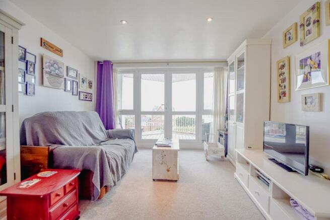 Living/|Dining Room