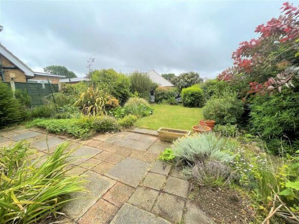 garden 5 (2).jpg