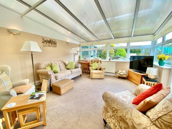 Lounge/Conservatory