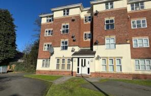 16, Harvard Grove, Salford M6 8GT