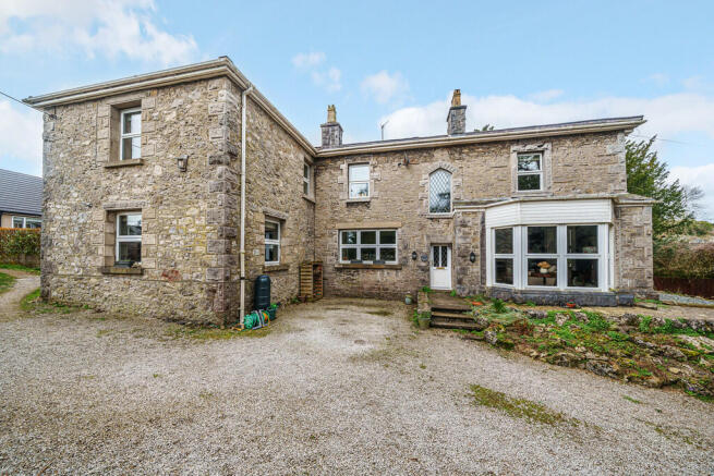 93 Silverdale Roa...
