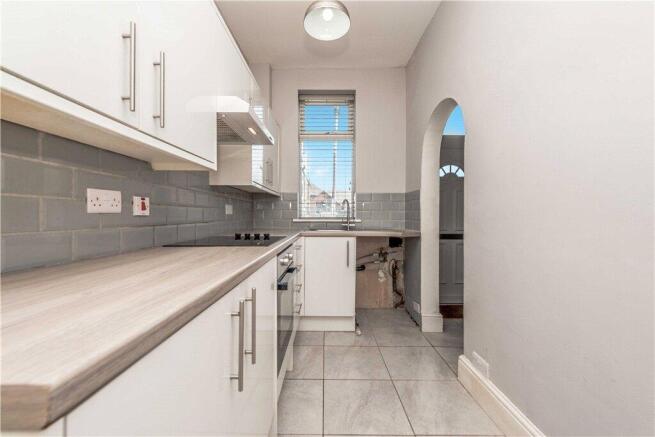 2 bed Terraced for sale Image 8