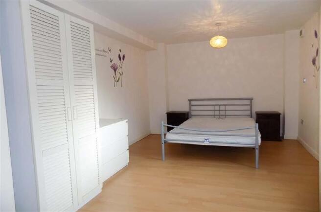 2 A-C Queens Road, Loughborough, Leicestershire LE11 1HD photo 4