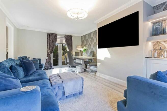 Lounge Area (1)