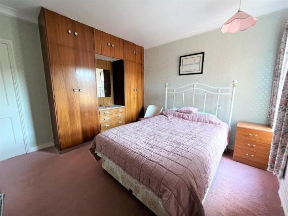 Bed 1
