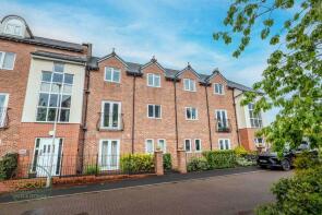 102, Greenside, Preston PR4 0WF