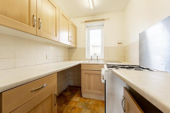 72 Spencer Street, Burton Latimer-14.jpg