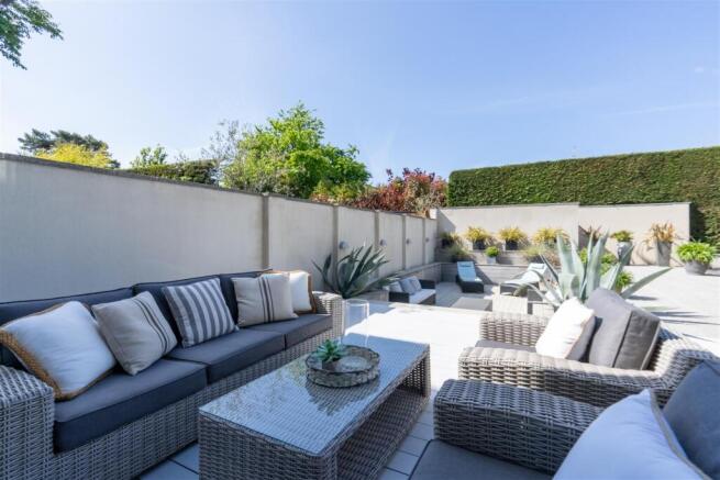 Outdoor Sitting