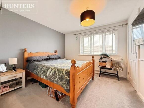2 bed Semi-Detached to rent Image 9