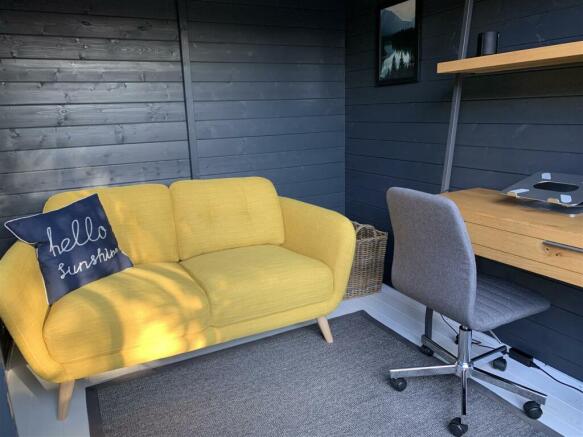 shed photo 2.JPG